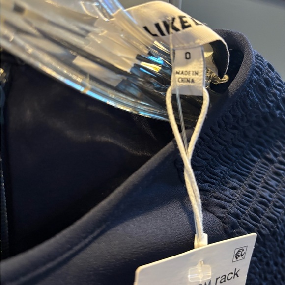 NEW with tags! Likely Victoria Smocked Bell Sleeve Mini Dress size 0 - Picture 2 of 5